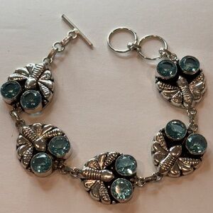 🆕 Vintage-Style Sterling Silver Dragonfly Bracelet with Blue Topaz Accents 🆕